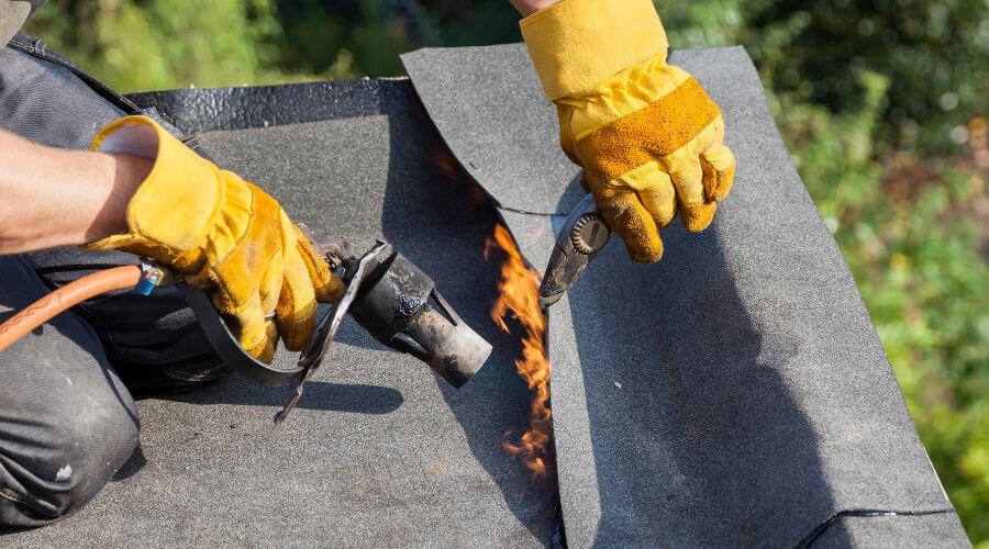 Professional flood damage restoration services in Gunnison, MS